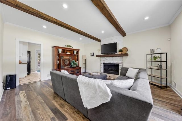 2872 Summit Crest Lane, Snellville, GA 30078