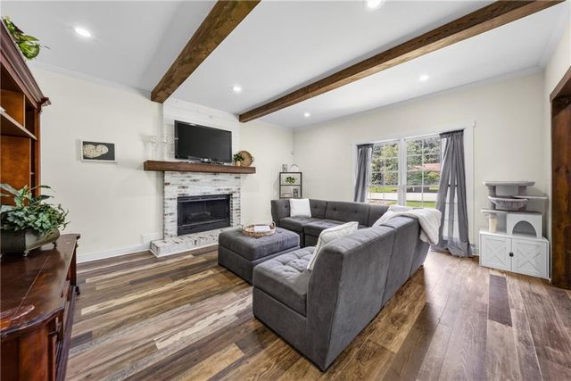 2872 Summit Crest Lane, Snellville, GA 30078