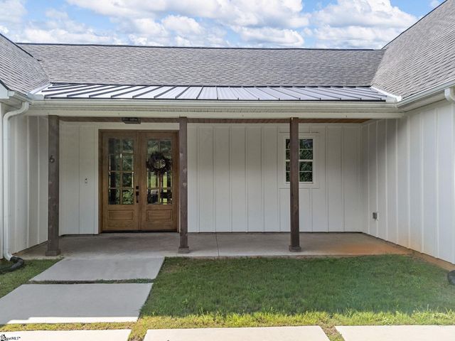 6 Beech Creek Court, Greer, SC 29651