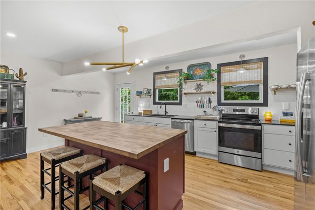129 Cashmere Drive, Greenville, SC 29605