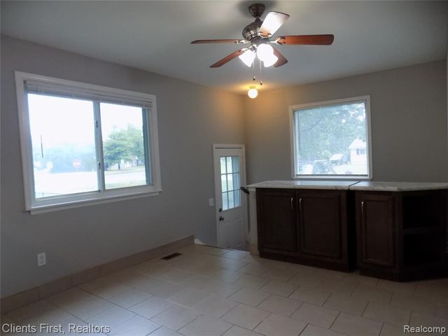 2024 Imperial Highway, Westland, MI 48185