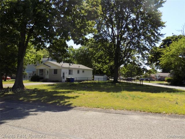 2024 Imperial Highway, Westland, MI 48185