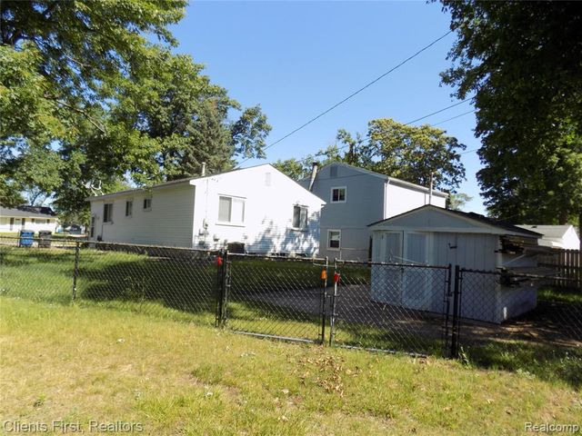 2024 Imperial Highway, Westland, MI 48185
