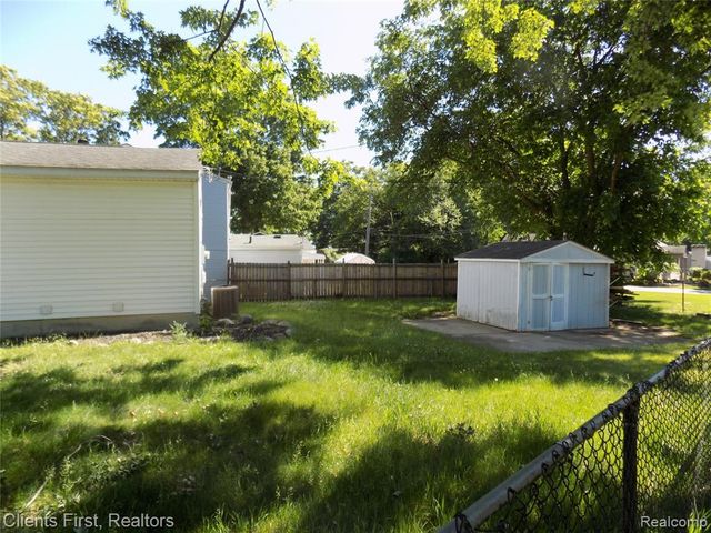 2024 Imperial Highway, Westland, MI 48185