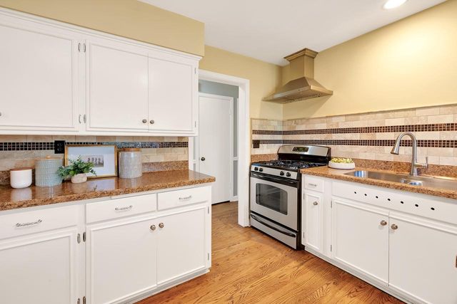 6732 Holly COURT, Fox Point, WI 53217