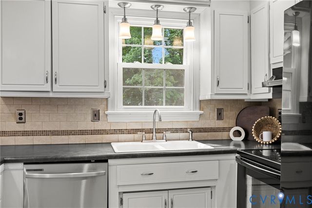 9918 Joindre Ct, Chesterfield, VA 23237