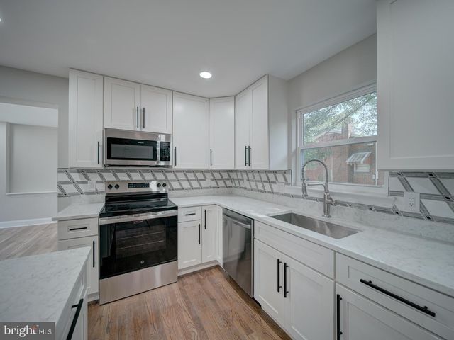 5615 OLD BRANCH AVE, Temple Hills, MD 20748