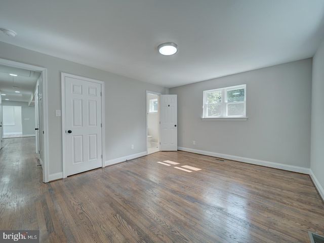 5615 OLD BRANCH AVE, Temple Hills, MD 20748