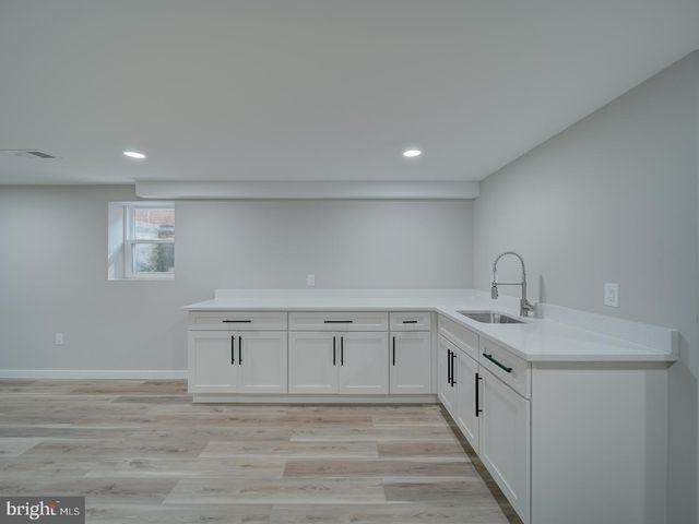 5615 OLD BRANCH AVE, Temple Hills, MD 20748