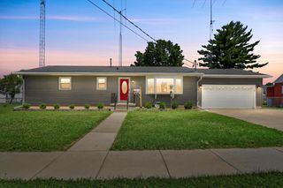 214 Hart STREET, Watertown, WI 53094