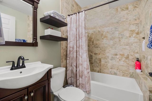 3651 Tonganoxie Road, Leavenworth, KS 66048