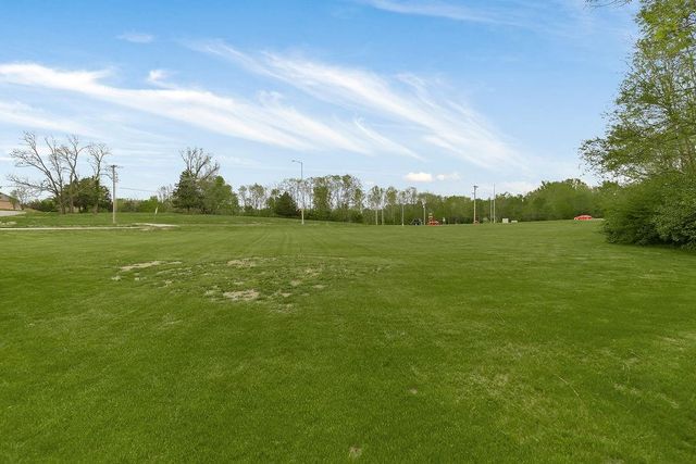 3651 Tonganoxie Road, Leavenworth, KS 66048