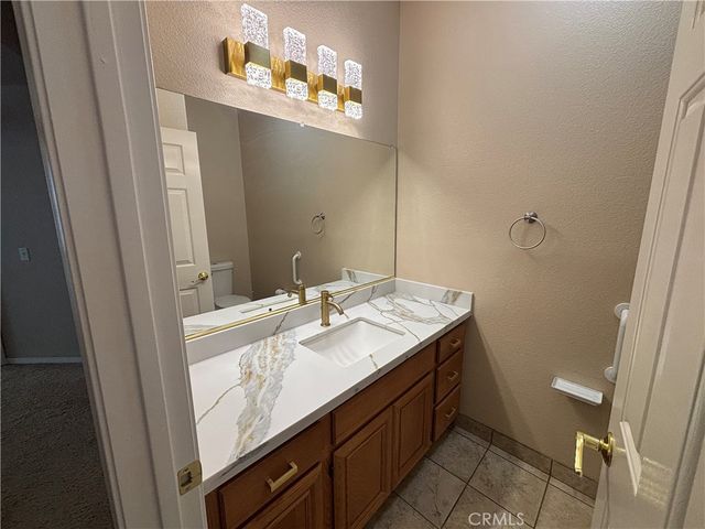 4913 Singing Hills, Banning, CA 92220
