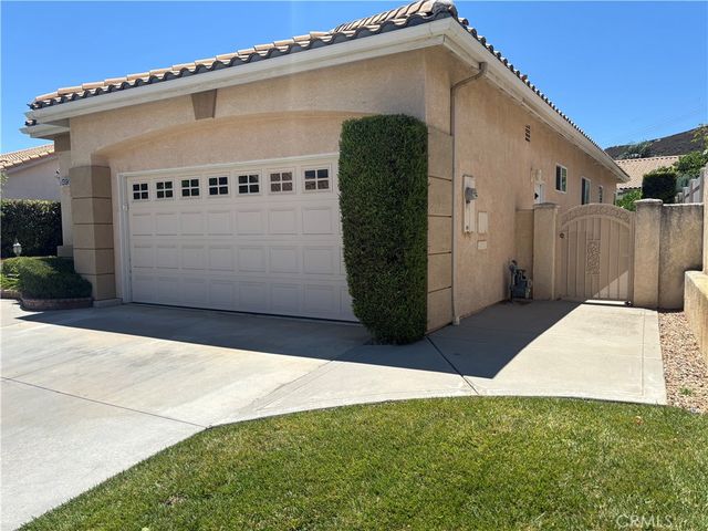 4913 Singing Hills, Banning, CA 92220