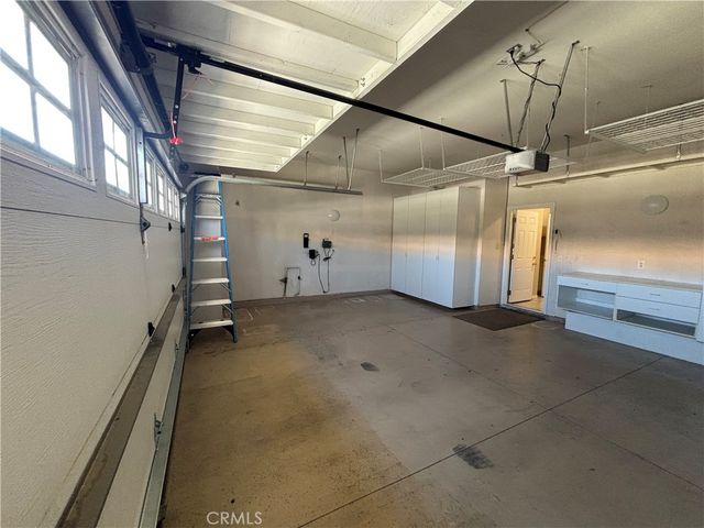 4913 Singing Hills, Banning, CA 92220