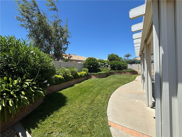 4913 Singing Hills, Banning, CA 92220