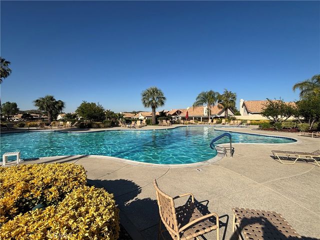 4913 Singing Hills, Banning, CA 92220