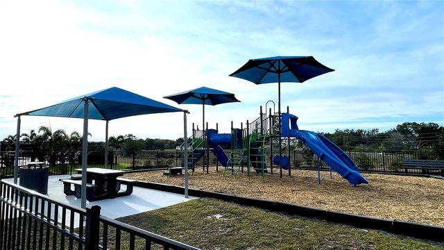 1387 MOUNTAIN FLOWER LANE, Davenport, FL 33837