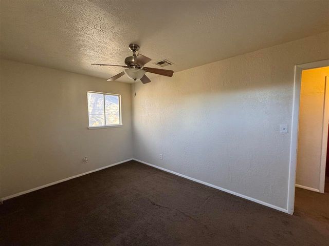 5731 NW Euclid Ave, Lawton, OK 73505