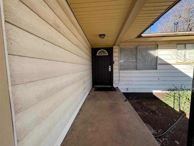 5731 NW Euclid Ave, Lawton, OK 73505