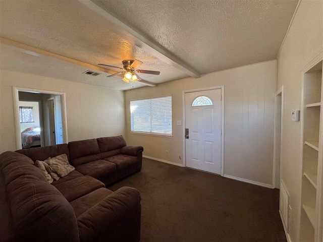 5731 NW Euclid Ave, Lawton, OK 73505