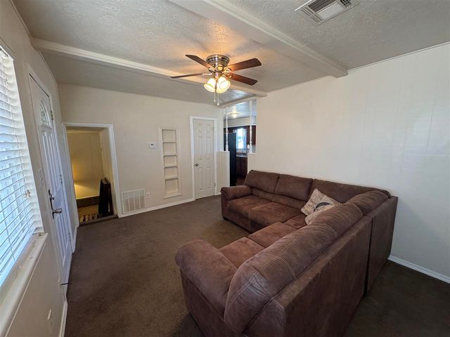 5731 NW Euclid Ave, Lawton, OK 73505