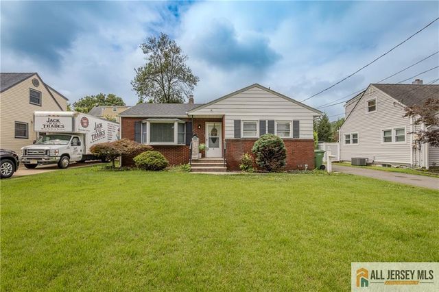 9 Haven Terrace, Parlin, NJ 08859