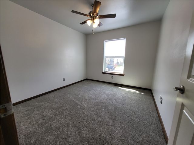 925 N Street SW, Cedar Rapids, IA 52404