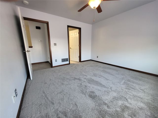 925 N Street SW, Cedar Rapids, IA 52404