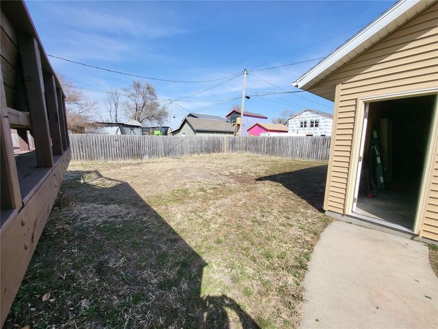 925 N Street SW, Cedar Rapids, IA 52404