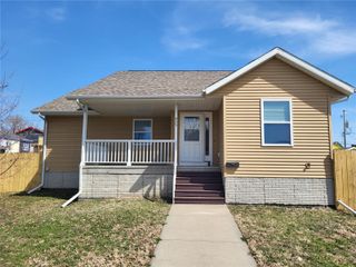 925 N Street SW, Cedar Rapids, IA 52404