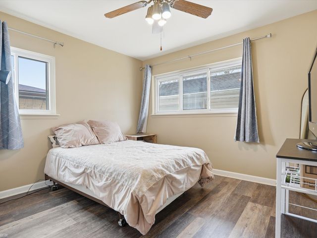 24613 Princeton Street, Saint Clair Shores, MI 48080