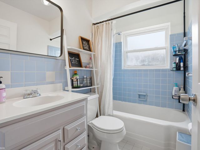 24613 Princeton Street, Saint Clair Shores, MI 48080