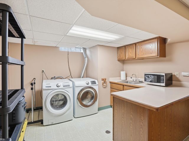 24613 Princeton Street, Saint Clair Shores, MI 48080