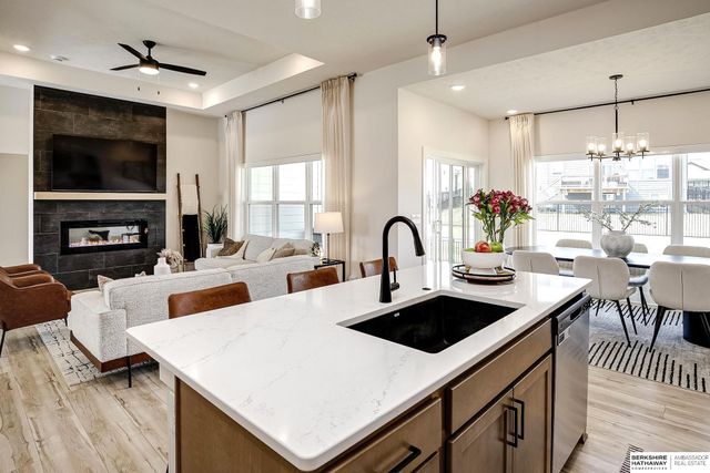 12104 S 209th Street, Gretna, NE 68028