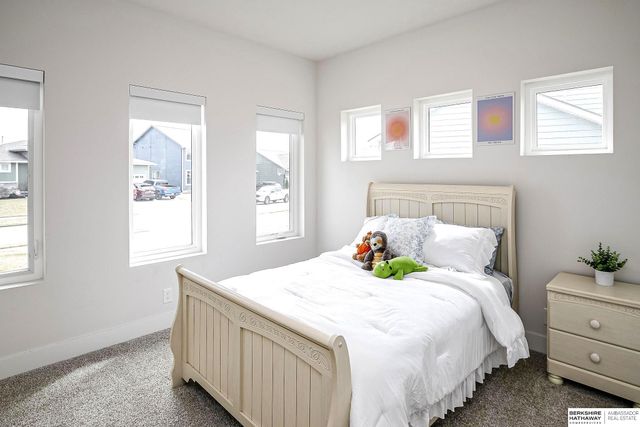 12104 S 209th Street, Gretna, NE 68028