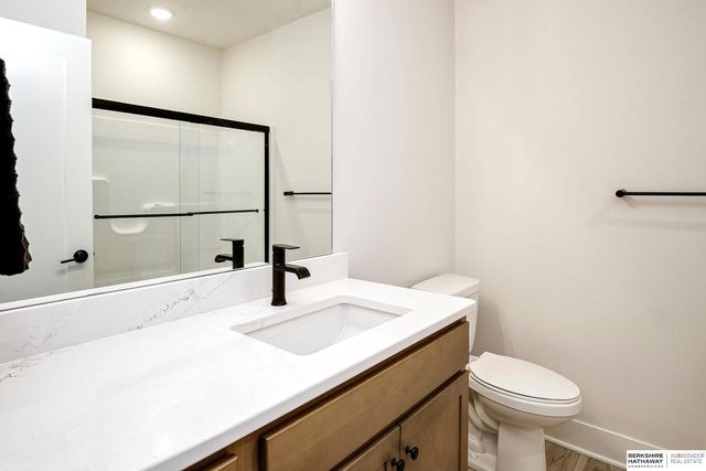 12104 S 209th Street, Gretna, NE 68028