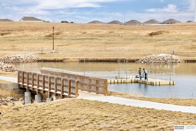 12104 S 209th Street, Gretna, NE 68028