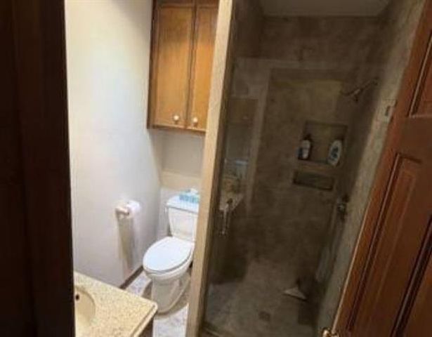 8 Bayou Bend Place, Beaumont, TX 77706