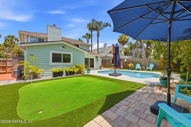 314 9TH Street, Atlantic Beach, FL 32233