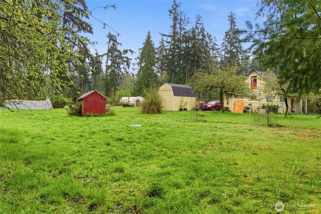 6557 Cultus Bay Road, Clinton, WA 98236