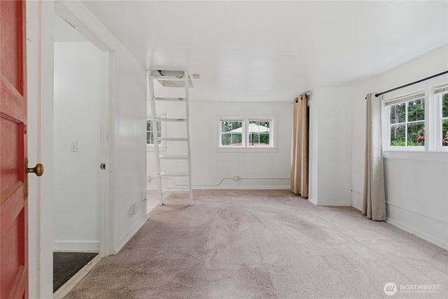6557 Cultus Bay Road, Clinton, WA 98236