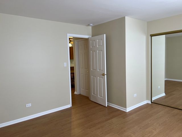 1299 Longacre Lane, Wheeling, IL 60090