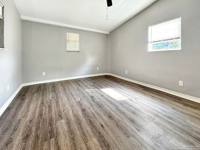 1611 La Manda, San Antonio, TX 78201