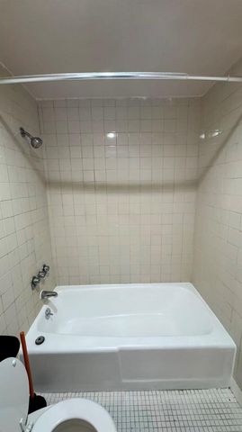 7520 Hornwood Drive 405, Houston, TX 77036