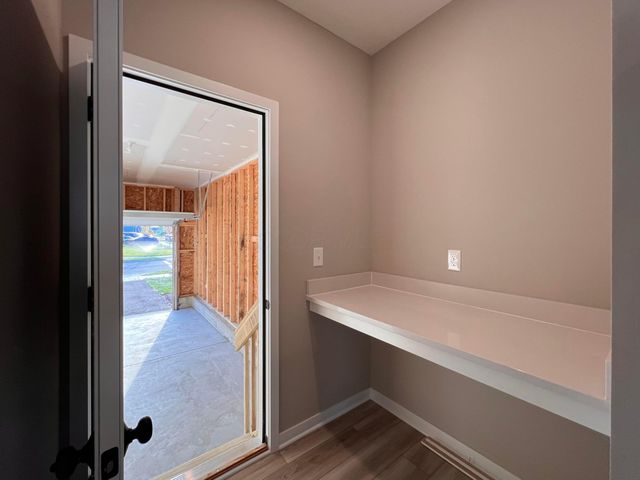 6213 Boone Drive, Powell, OH 43065