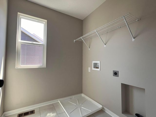 6213 Boone Drive, Powell, OH 43065