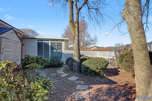 10031 Meredith Lane, Huntsville, AL 35803