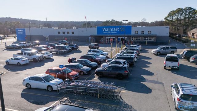 10031 Meredith Lane, Huntsville, AL 35803