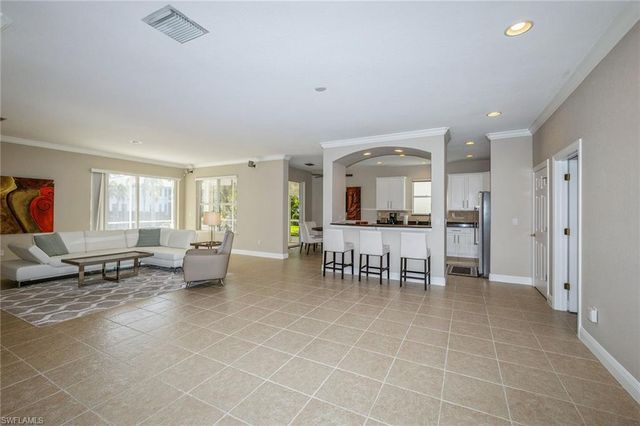 28648 San Lucas LN 102, Bonita Springs, FL 34135